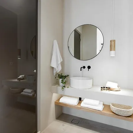 Luxury Milos Superior 1 Bedroom Well Furnished Interior Adamanta Apartamento *